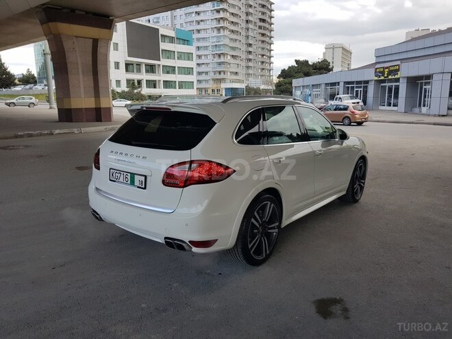 Porsche Cayenne Turbo 2010, 125,000 km - 4.8 l - Bakı