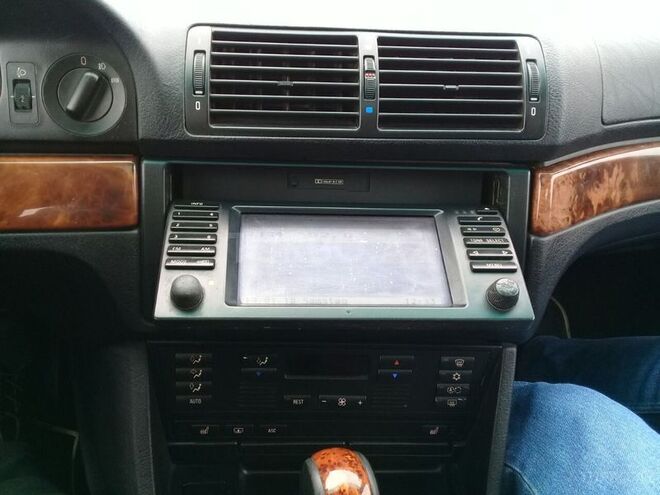 BMW 525 2001, 260,000 km - 2.5 l - Bakı