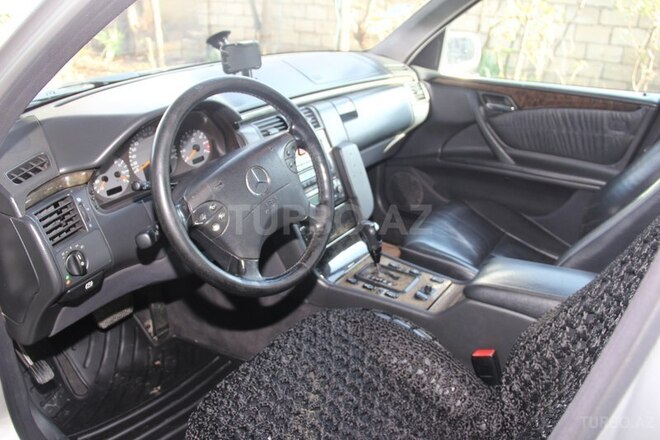 Mercedes E 320 2002, 242,005 km - 3.2 л - Bakı