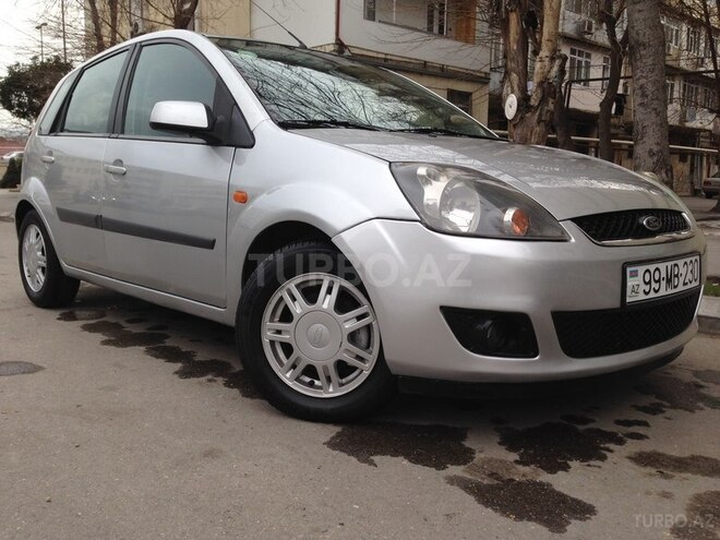 Ford Fiesta 2006, 157,679 km - 1.6 л - Bakı