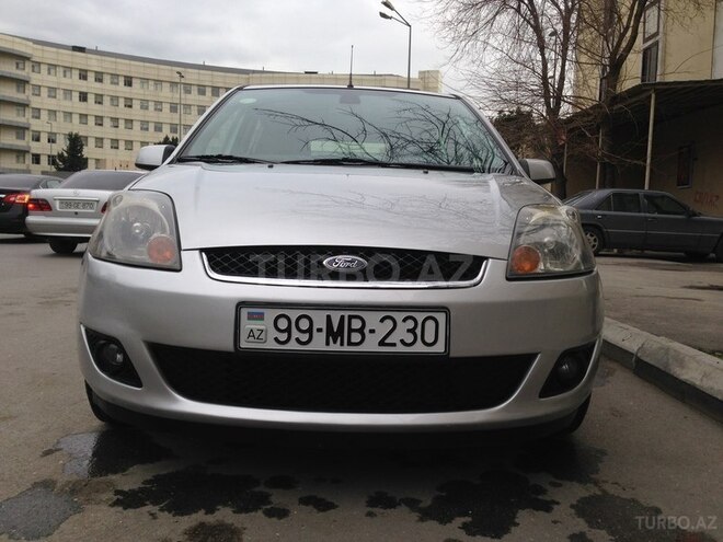 Ford Fiesta 2006, 157,679 km - 1.6 л - Bakı