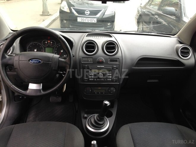 Ford Fiesta 2006, 157,679 km - 1.6 л - Bakı