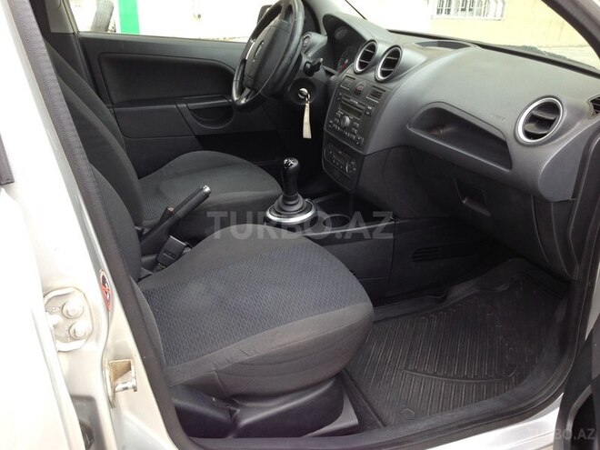 Ford Fiesta 2006, 157,679 km - 1.6 л - Bakı