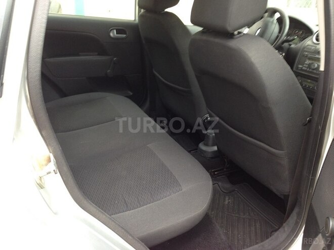 Ford Fiesta 2006, 157,679 km - 1.6 л - Bakı