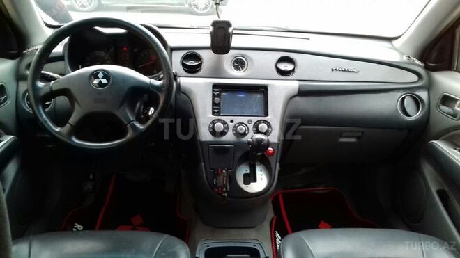 Mitsubishi Airtrek 2003, 205,600 km - 2.4 l - Sumqayıt