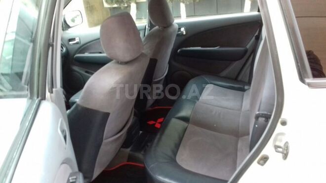 Mitsubishi Airtrek 2003, 205,600 km - 2.4 l - Sumqayıt