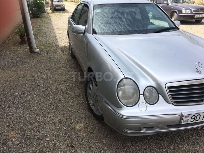 Mercedes E 240 2000, 188,000 km - 2.4 l - Bakı