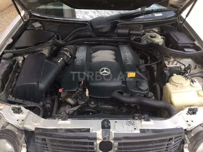 Mercedes E 240 2000, 188,000 km - 2.4 l - Bakı