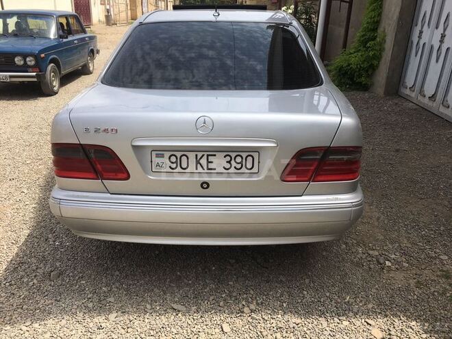Mercedes E 240 2000, 188,000 km - 2.4 l - Bakı