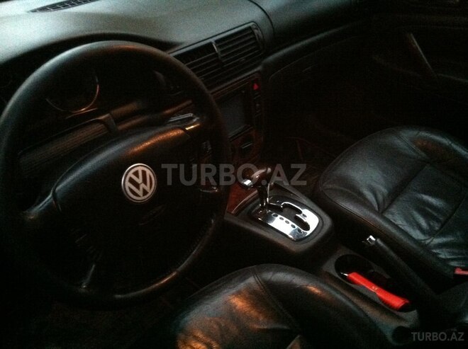 Volkswagen Passat 2003, 290,000 km - 1.8 l - Bakı