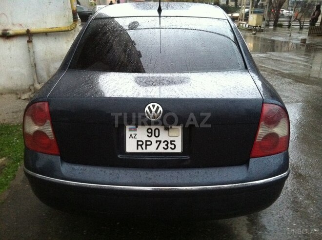 Volkswagen Passat 2003, 290,000 km - 1.8 l - Bakı
