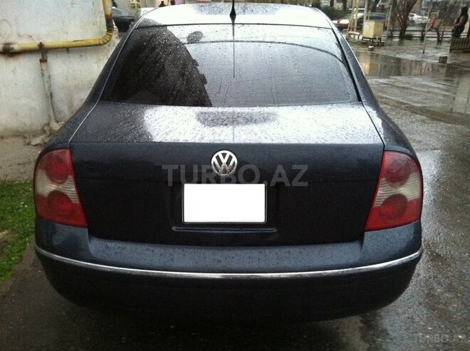 Volkswagen Passat 2003, 290,000 km - 1.8 l - Bakı