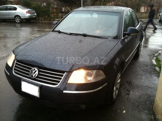Volkswagen Passat 2003, 290,000 km - 1.8 l - Bakı