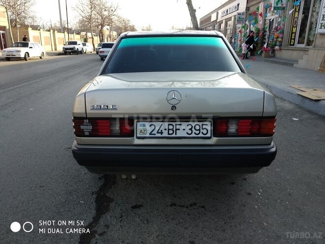 Mercedes 190 1989, 214,510 km - 2.6 l - Bakı