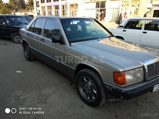 Mercedes 190 1989, 214,510 km - 2.6 l - Bakı