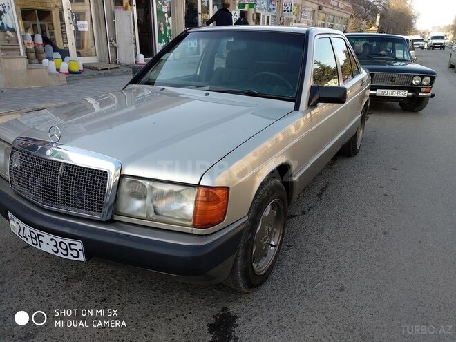 Mercedes 190 1989, 214,510 km - 2.6 l - Bakı