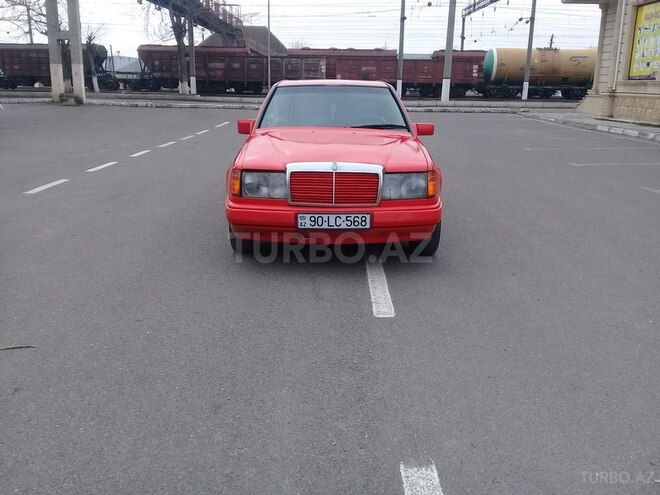 Mercedes E 200 1988, 233,564 km - 2.0 l - Bakı