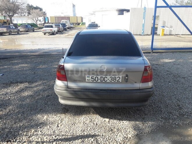 Opel Astra 1994, 289,000 km - 1.4 l - Bakı