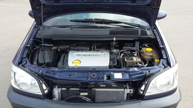 Opel Zafira 1999, 318,000 km - 1.6 l - Tovuz