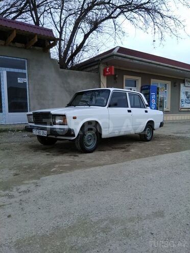 LADA (VAZ) 2107 2004, 170,000 km - 1.6 л - Şabran