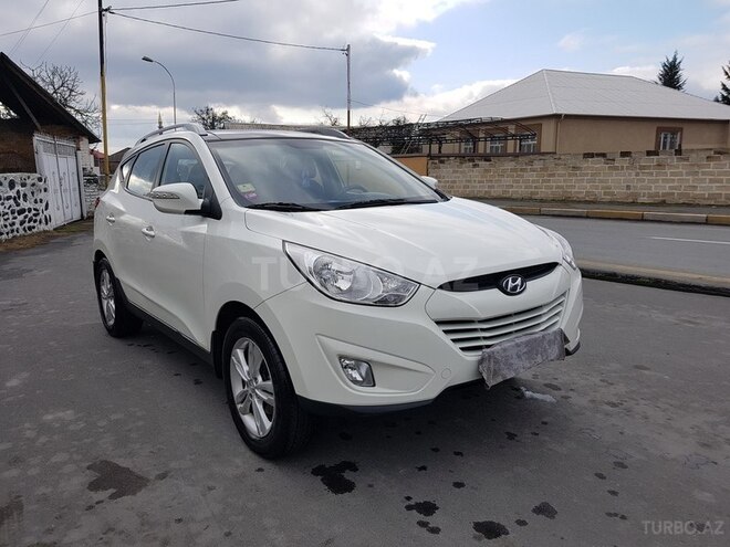 Hyundai ix35 2010, 97,000 km - 2.0 л - Zaqatala