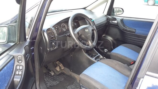 Opel Zafira 1999, 318,000 km - 1.6 l - Tovuz
