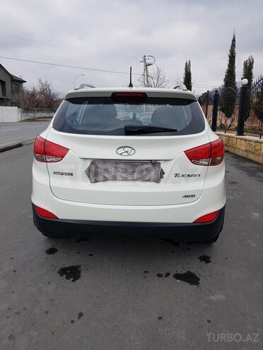Hyundai ix35 2010, 97,000 km - 2.0 л - Zaqatala