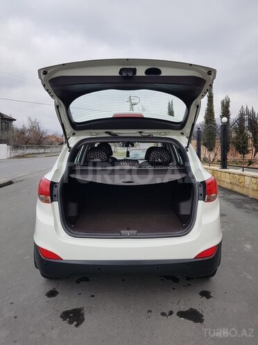 Hyundai ix35 2010, 97,000 km - 2.0 л - Zaqatala