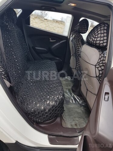 Hyundai ix35 2010, 97,000 km - 2.0 л - Zaqatala