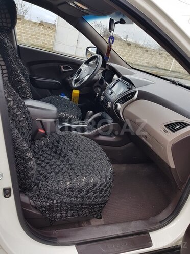 Hyundai ix35 2010, 97,000 km - 2.0 л - Zaqatala