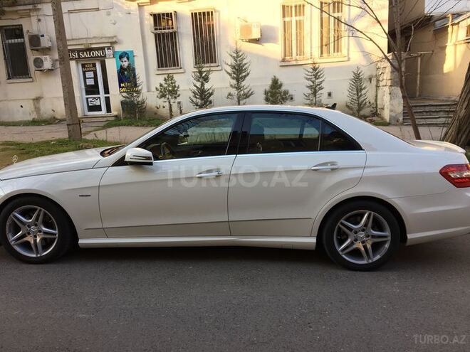 Mercedes E 200 2011, 91,550 km - 1.8 l - Bakı