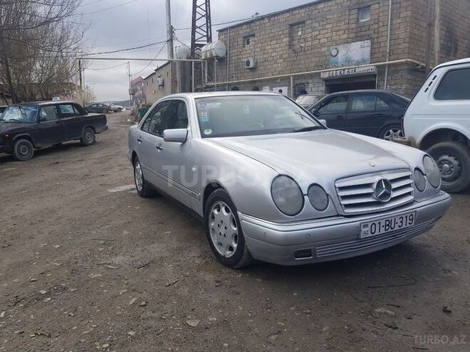 Mercedes E 220 1998, 400,000 km - 2.2 l - Bakı