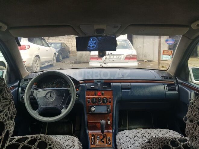 Mercedes E 220 1998, 400,000 km - 2.2 l - Bakı