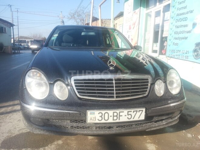 Mercedes E 220 2002, 320,000 km - 2.2 l - Bakı