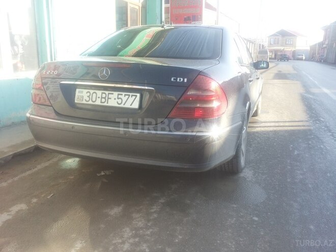 Mercedes E 220 2002, 320,000 km - 2.2 l - Bakı