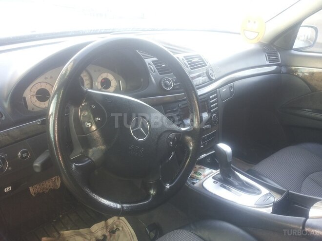 Mercedes E 220 2002, 320,000 km - 2.2 l - Bakı
