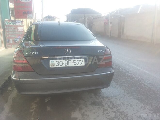 Mercedes E 220 2002, 320,000 km - 2.2 l - Bakı