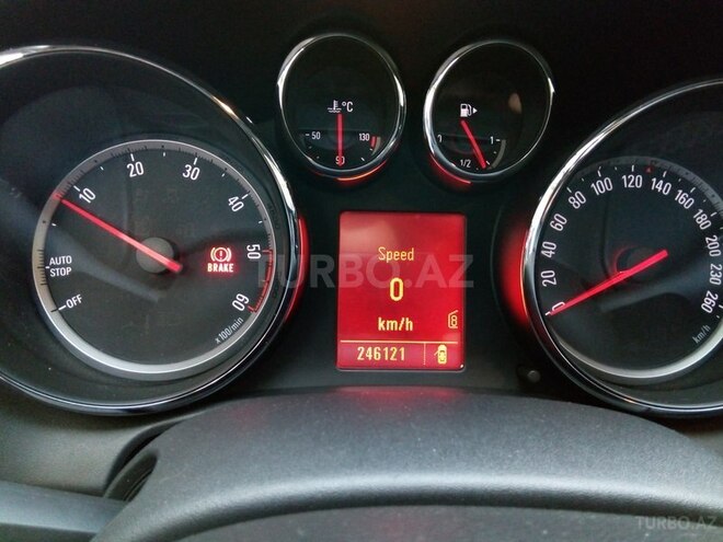 Opel Astra 2011, 246,200 km - 1.3 l - Bakı