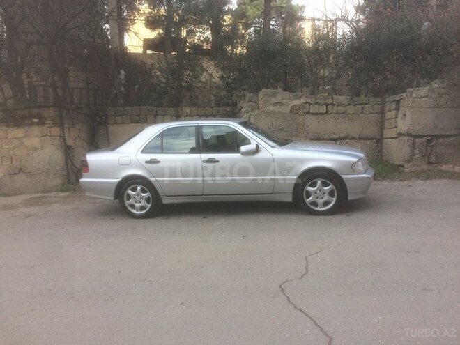 Mercedes C 200 1999, 185,000 km - 2.0 л - Bakı