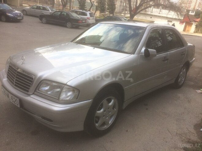 Mercedes C 200 1999, 185,000 km - 2.0 л - Bakı
