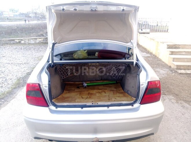 Opel Vectra 2001, 346,000 km - 1.8 l - Qusar
