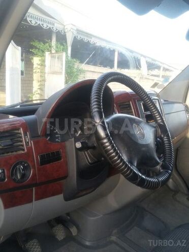 Mercedes Sprinter 515 2006, 220,000 km - 0.2 л - Salyan