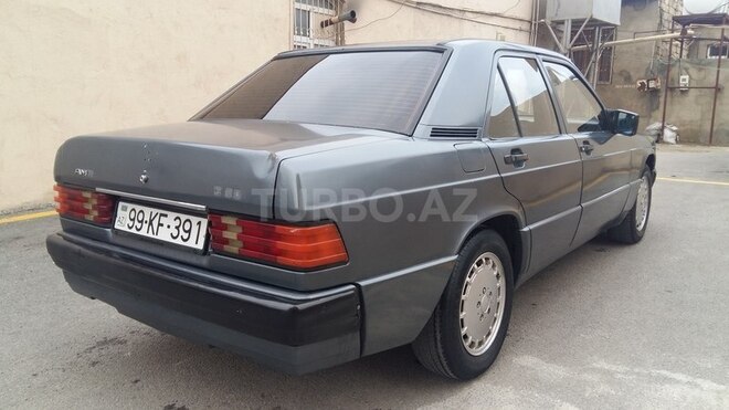 Mercedes 190 1990, 318,300 km - 2.0 л - Bakı
