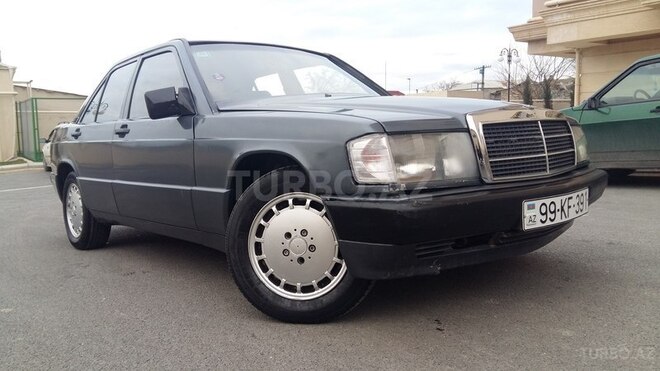 Mercedes 190 1990, 318,300 km - 2.0 л - Bakı