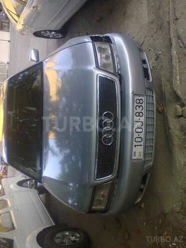 Audi A8 1999, 200,000 km - 3.0 l - Bakı