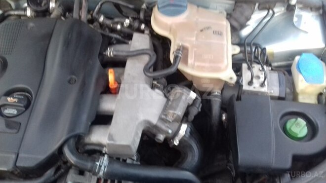 Volkswagen Passat 2003, 135,909 km - 1.8 l - Gəncə