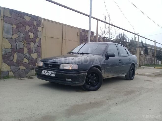 Opel Vectra 1995, 312,000 km - 2.0 l - Bakı