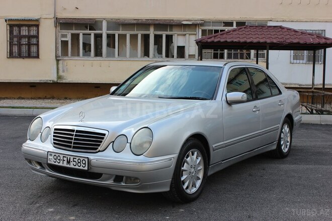 Mercedes E 200 2000, 181,100 km - 2.0 л - Xırdalan