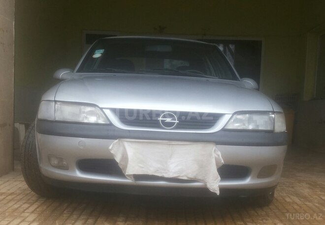 Opel Vectra 1996, 301,000 km - 1.8 л - Biləsuvar