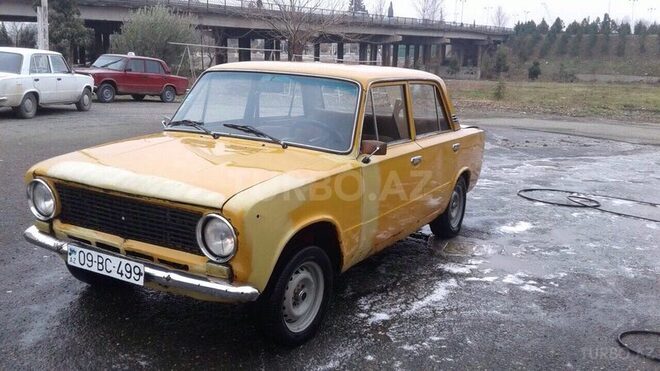 LADA (VAZ) 21011 1980, 285,000 km - 1.3 л - Bərdə